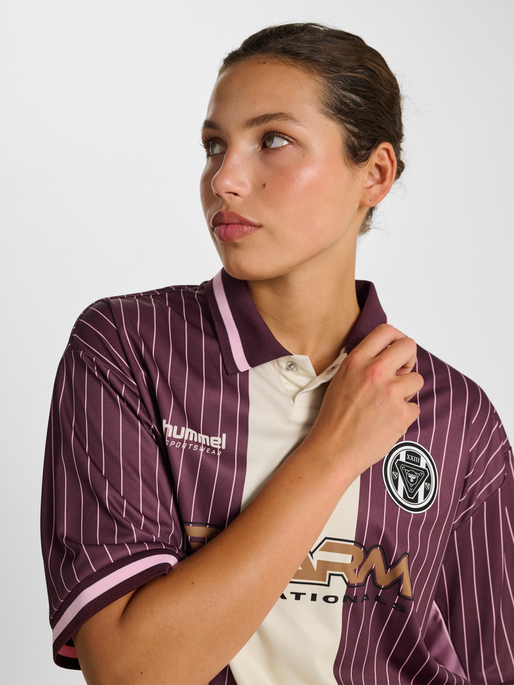 hmlLOOSE FB JERSEY S/S STRIPED, VINEYARD WINE, model