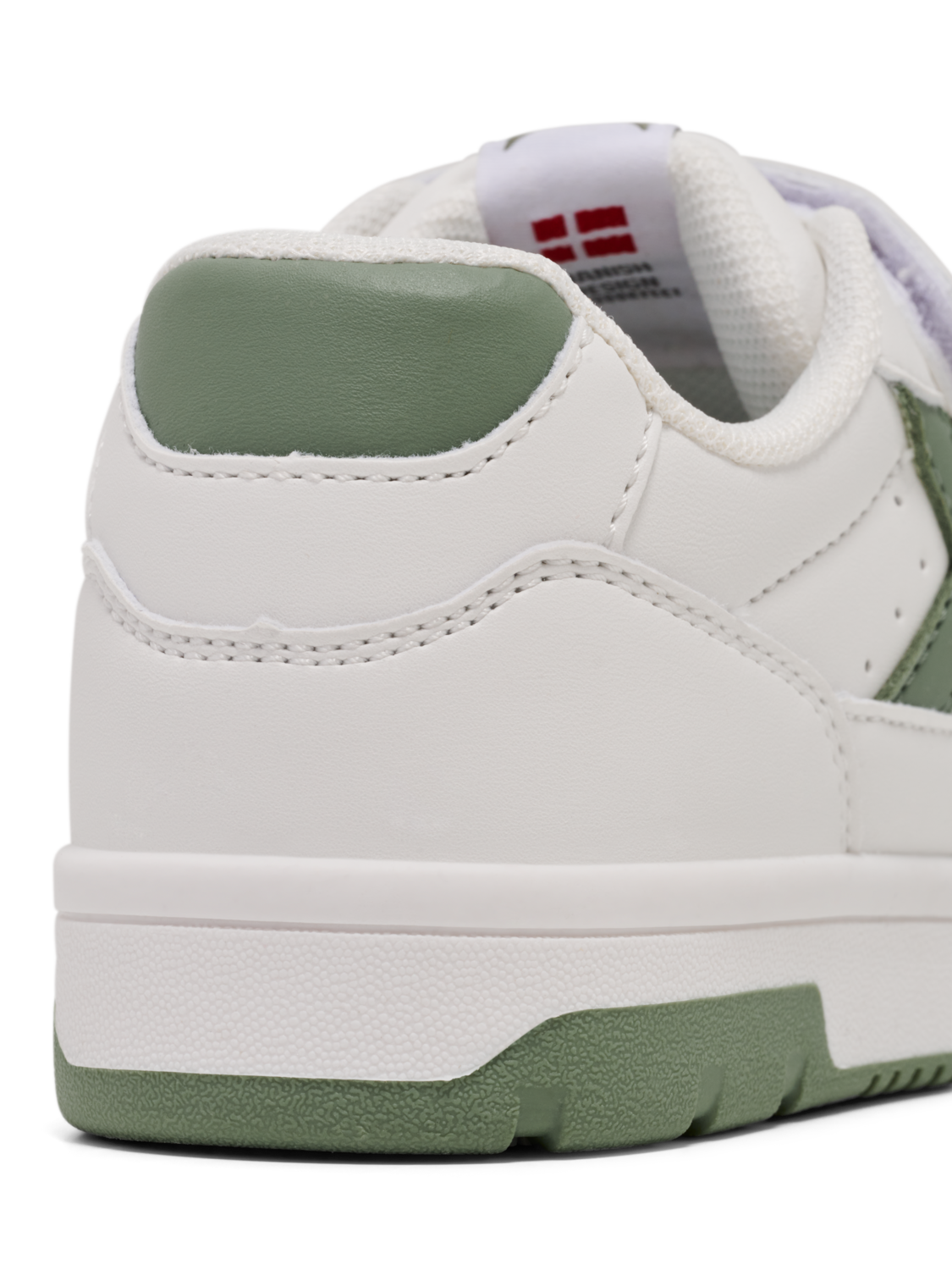 CAMDEN JR, HEDGE GREEN, packshot