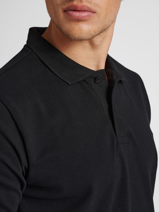hmlRED STRETCH POLO, BLACK, model