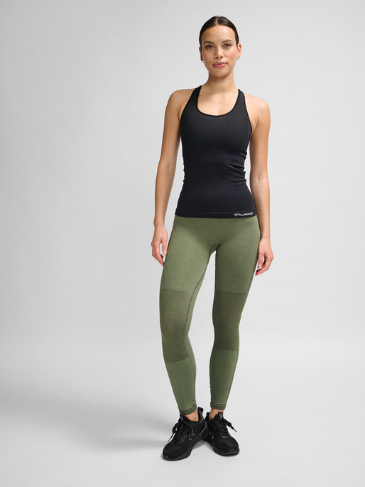 hmlCLEA SEAMLESS TOP, BLACK MELANGE, model
