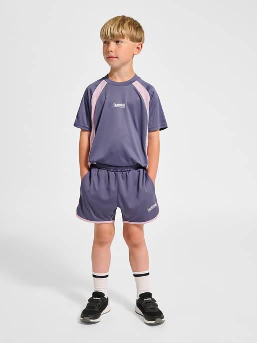 hmlJR GOAL PIPING SHORTS, HERON, model