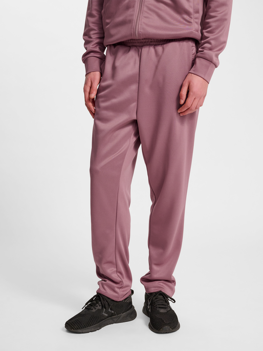 hmlPULSE TRACK PANTS, WISTFUL MAUVE, model