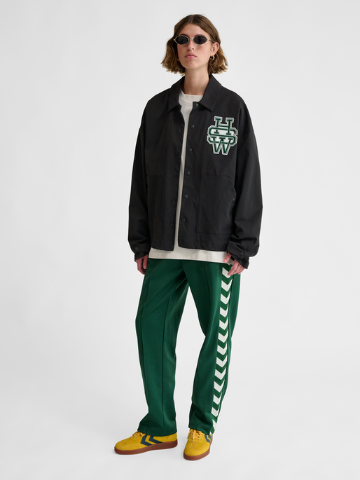 hmlCOACH JACKET HSW, BLACK, model