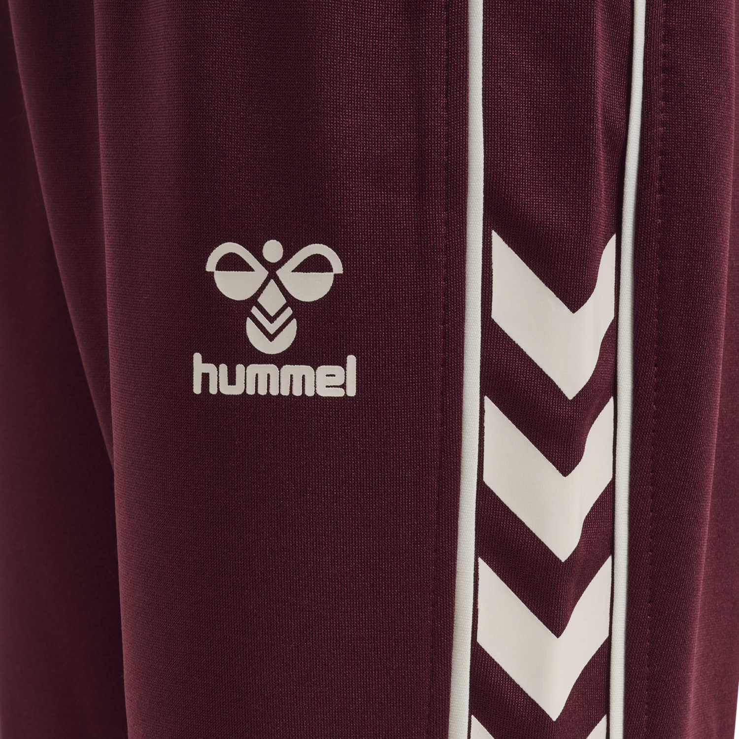 hmlTRACK TRACKSUIT, WINDSOR WINE, packshot
