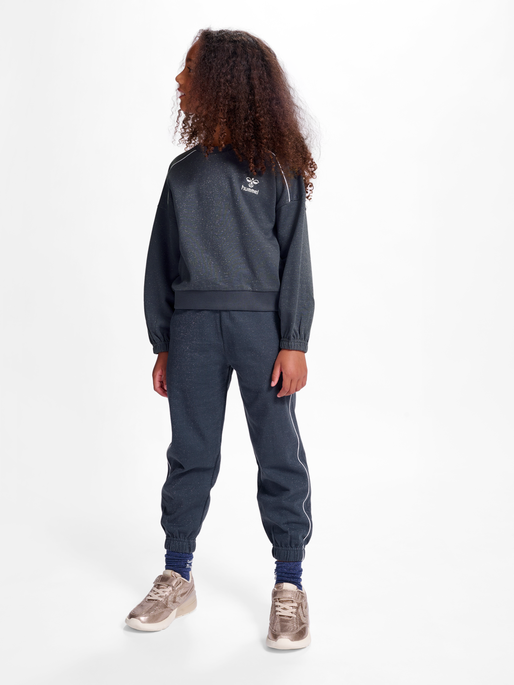 hmlGIZELA PANTS, 0526, model