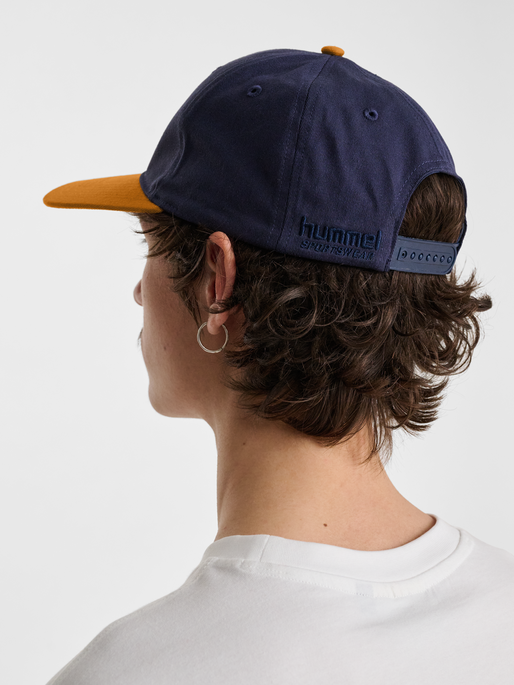 hmlSNAP CAP GAME, ASTRAL AURA, model