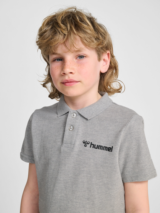 hmlMOVER COTTON POLO KIDS, GREY MELANGE, model