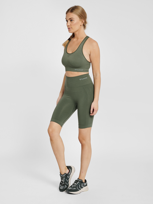 hmlTIF SEAMLESS SPORTS TOP, 6173, model