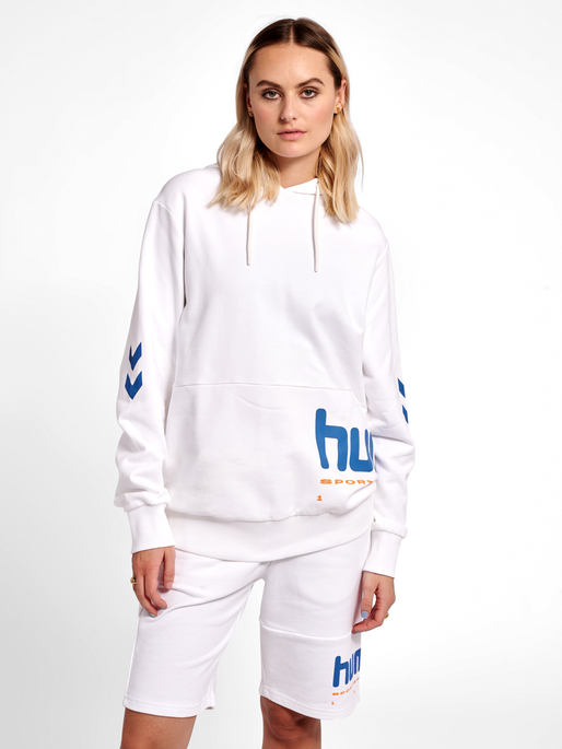 hmlLGC MANFRED HOODIE, 9001, model