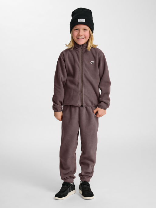 hmlJR FLEECE ZIP JACKET BEE, PEPPERCORN, model