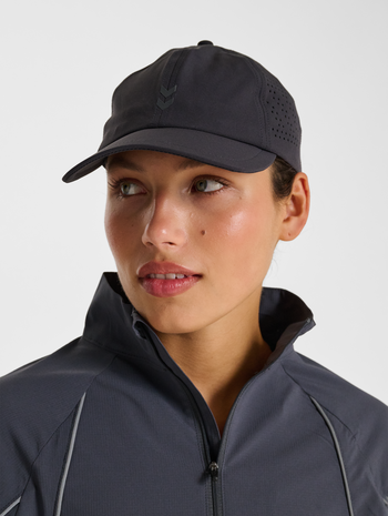 hmlPULSE  SPORTS CAP, BLACK, model