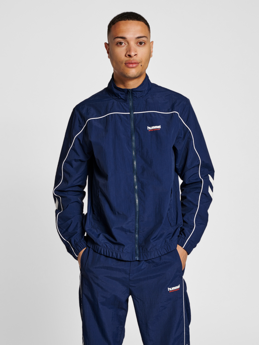 hmlLGC CELAB WOV ZIP JACKET, DRESS BLUES, model