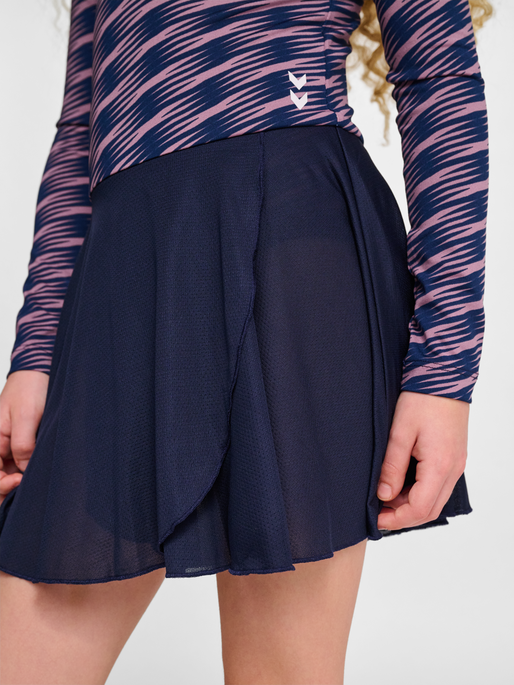 hmlJR MIX GYMSUIT L/S, WISTFUL MAUVE, model